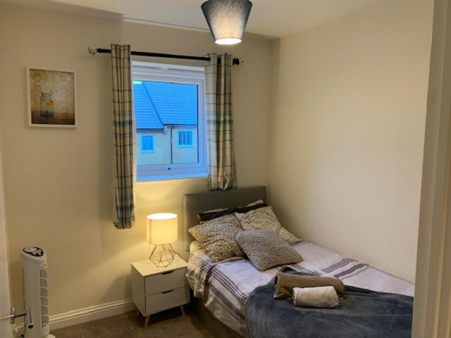 Alpha, Private Double Room, City Centre, Free Parking, Sittingbourne, Kent Eksteriør bilde
