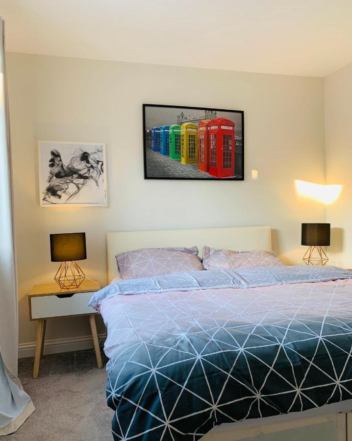 Alpha, Private Double Room, City Centre, Free Parking, Sittingbourne, Kent Eksteriør bilde